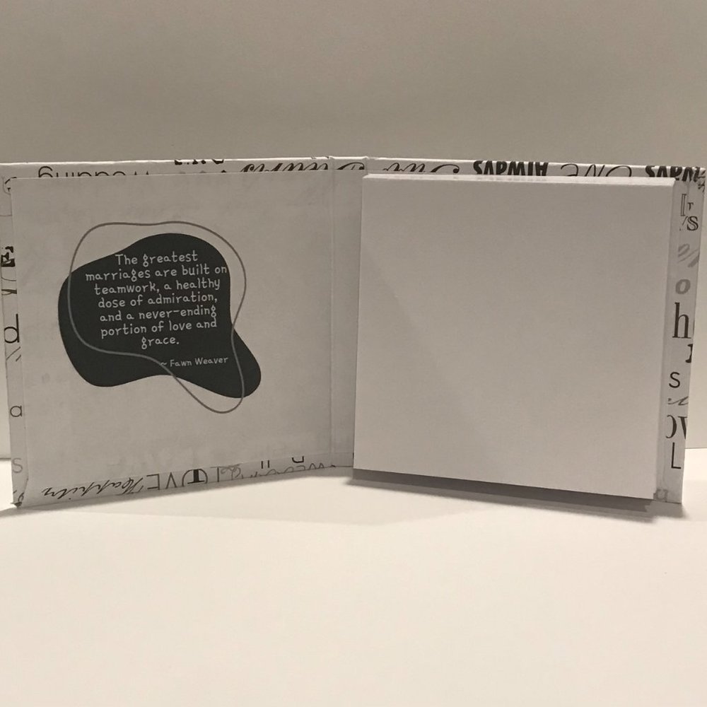 Notepad With Holder - Picture 5 of 5